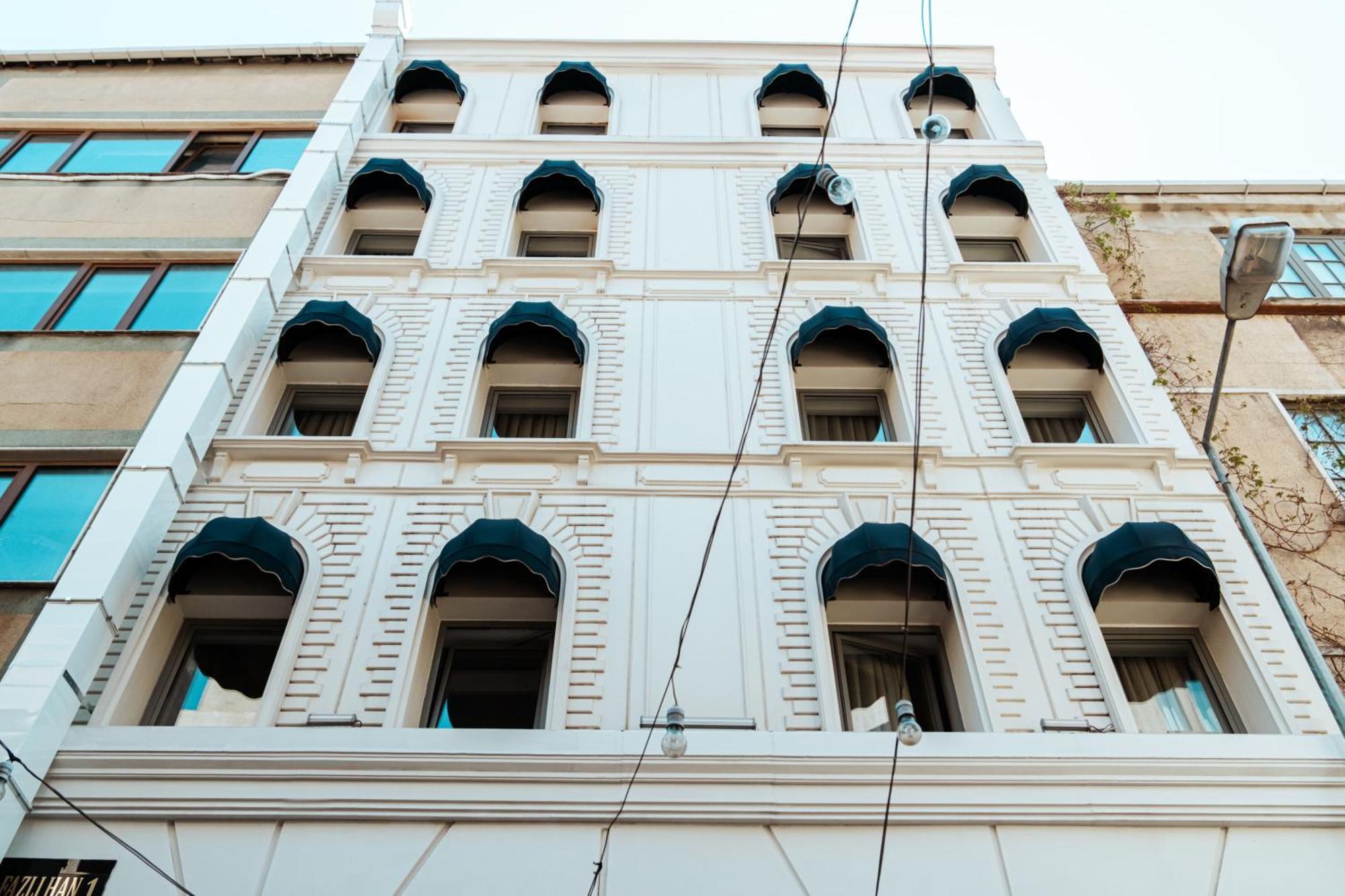 Le Port Karakoey Hotel Истанбул Екстериор снимка